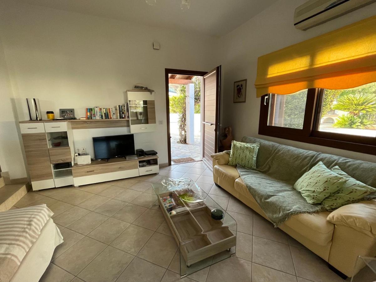 Porto Hydra - Villa Mirani 埃尔米奥尼 外观 照片